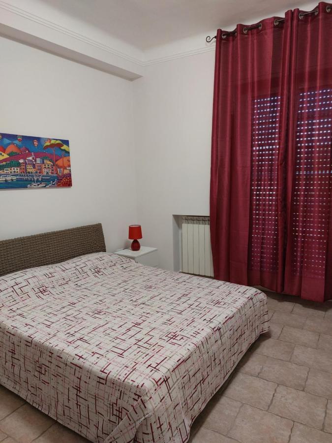 Marina Apartments Taranto Exterior photo